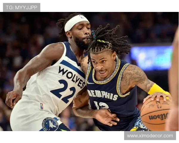 拉塞尔轰下31分难救主 独行侠末节崩盘不敌活塞遭遇遗憾失利